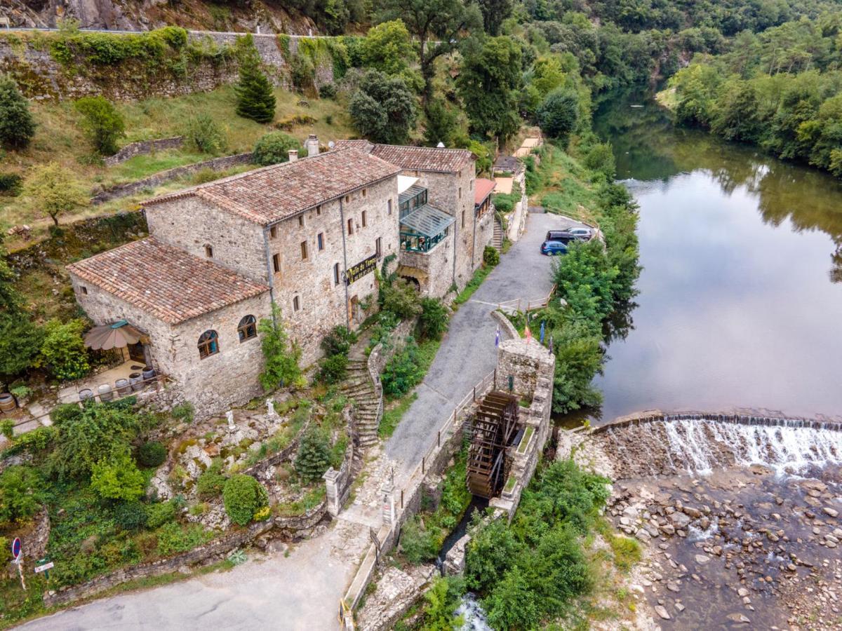Le Moulin Du Temps -chambres Et Lounge Bar Au Bord De La Riviere * Corbés